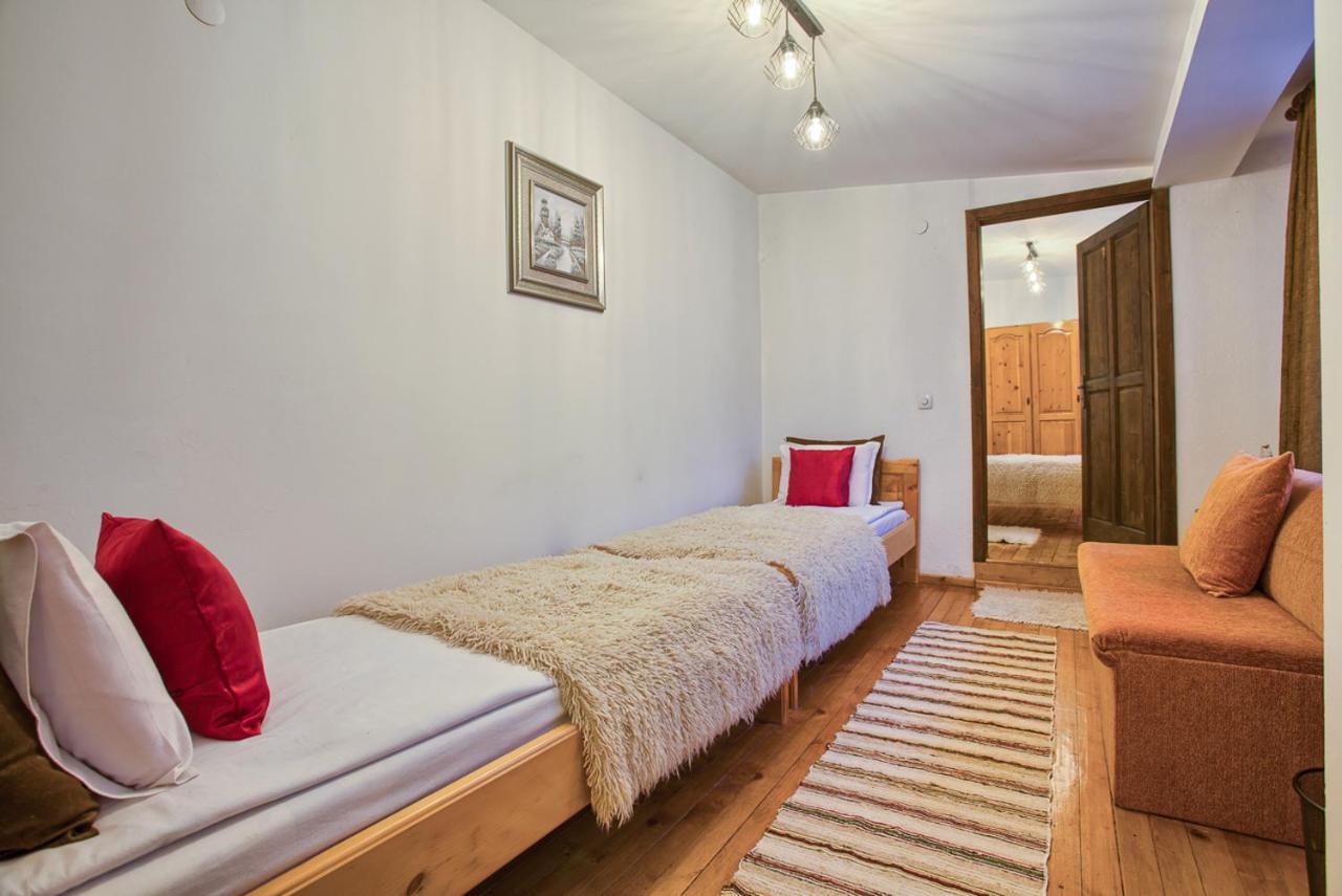 Apartamento 4- Bdr House Monument Of Culture & Architecture By Flat Mаnager Bansko Exterior foto